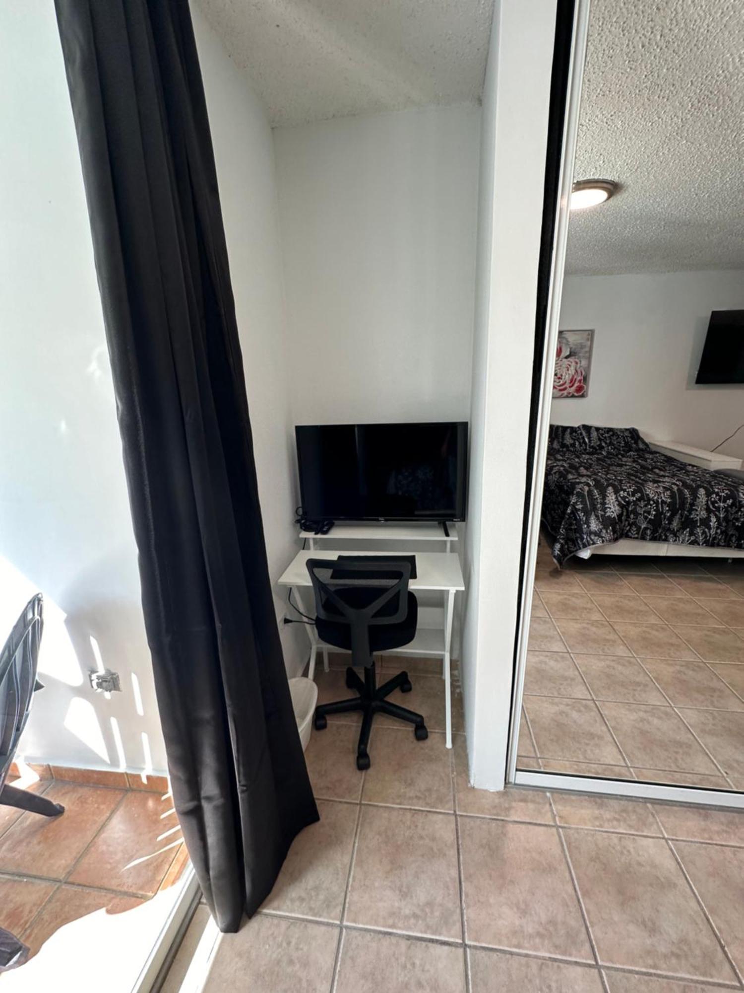 Beachfront Studio Apt W/ Full Kitchen & Pool Isabela Exterior photo